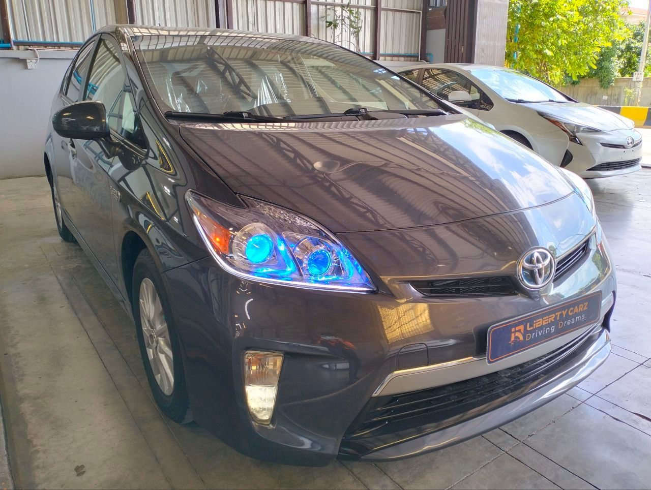 Toyota Prius 2012