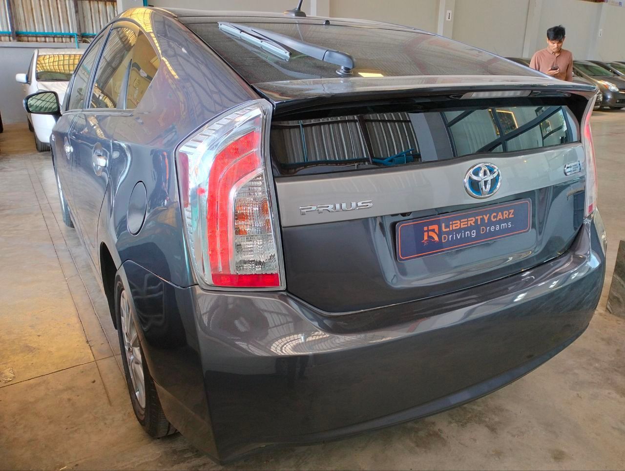 Toyota Prius 2012