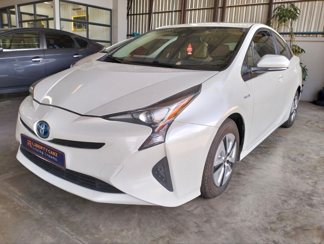 Toyota Prius 2016