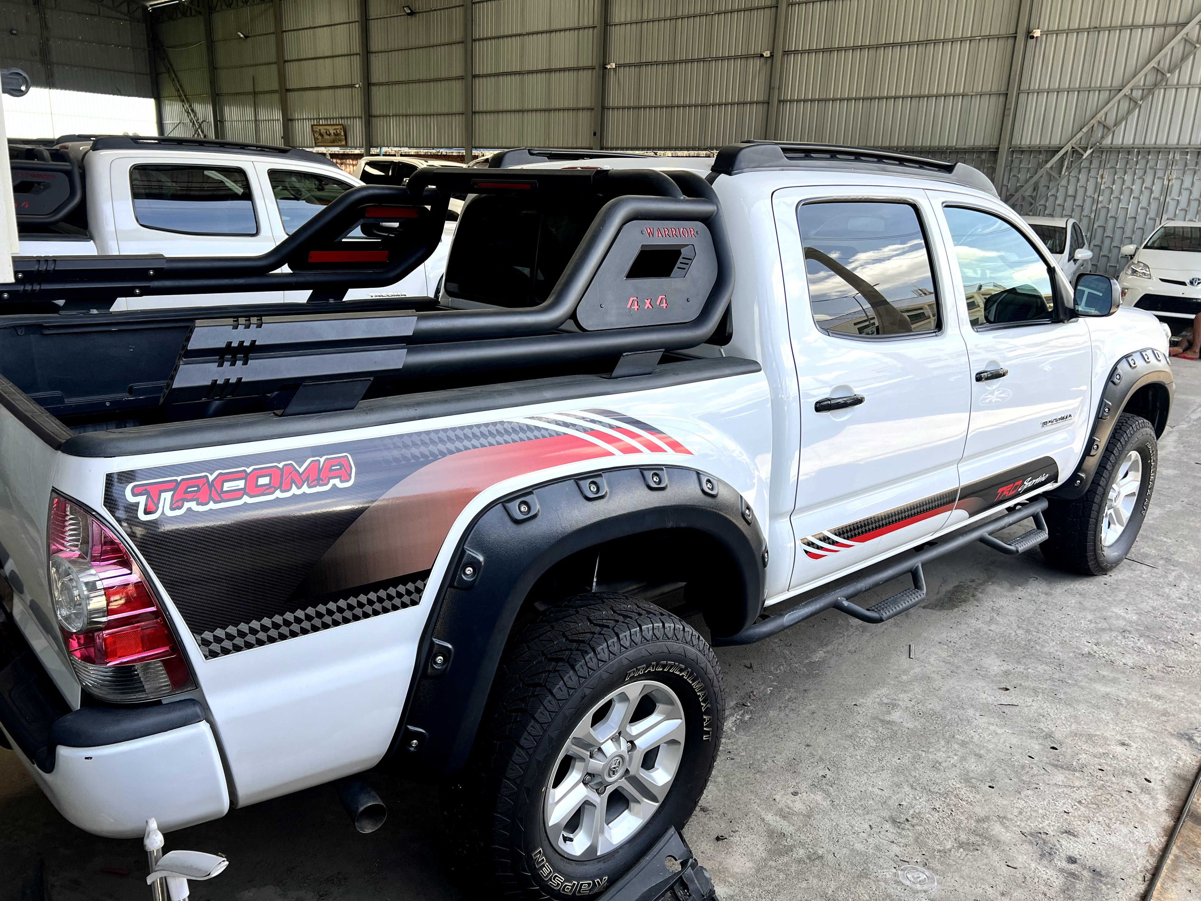 Toyota Tacoma 2011