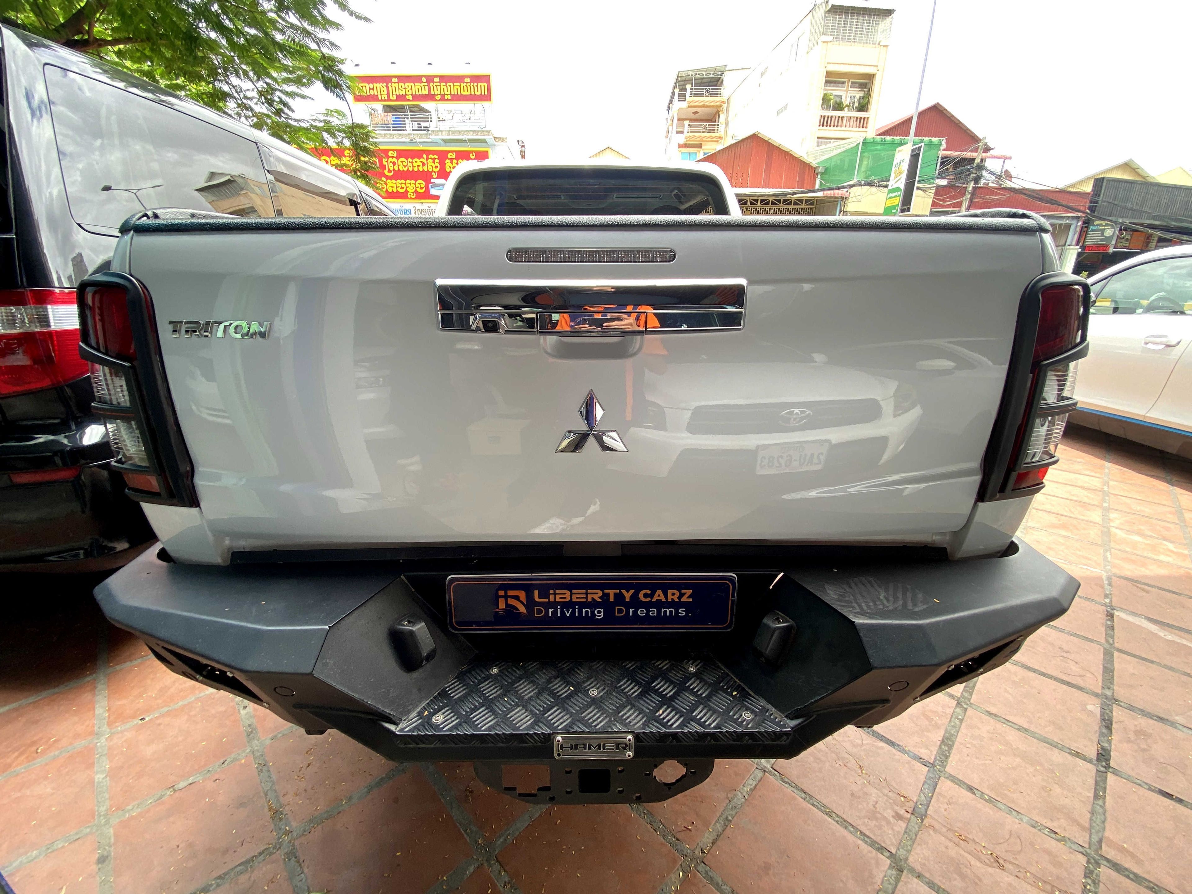 Mitsubishi Triton 2022