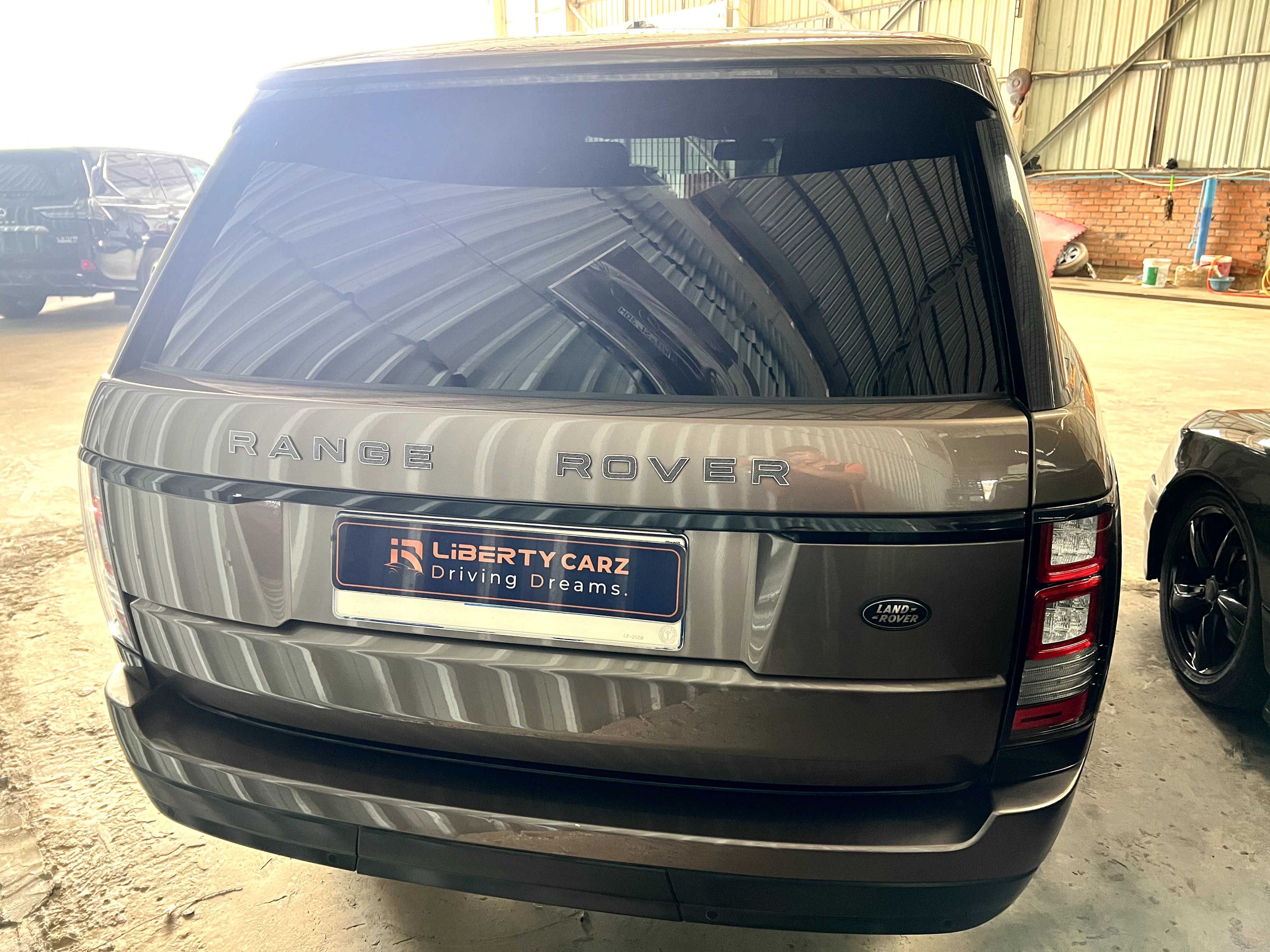 Land Rover Range Rover Voque 2013