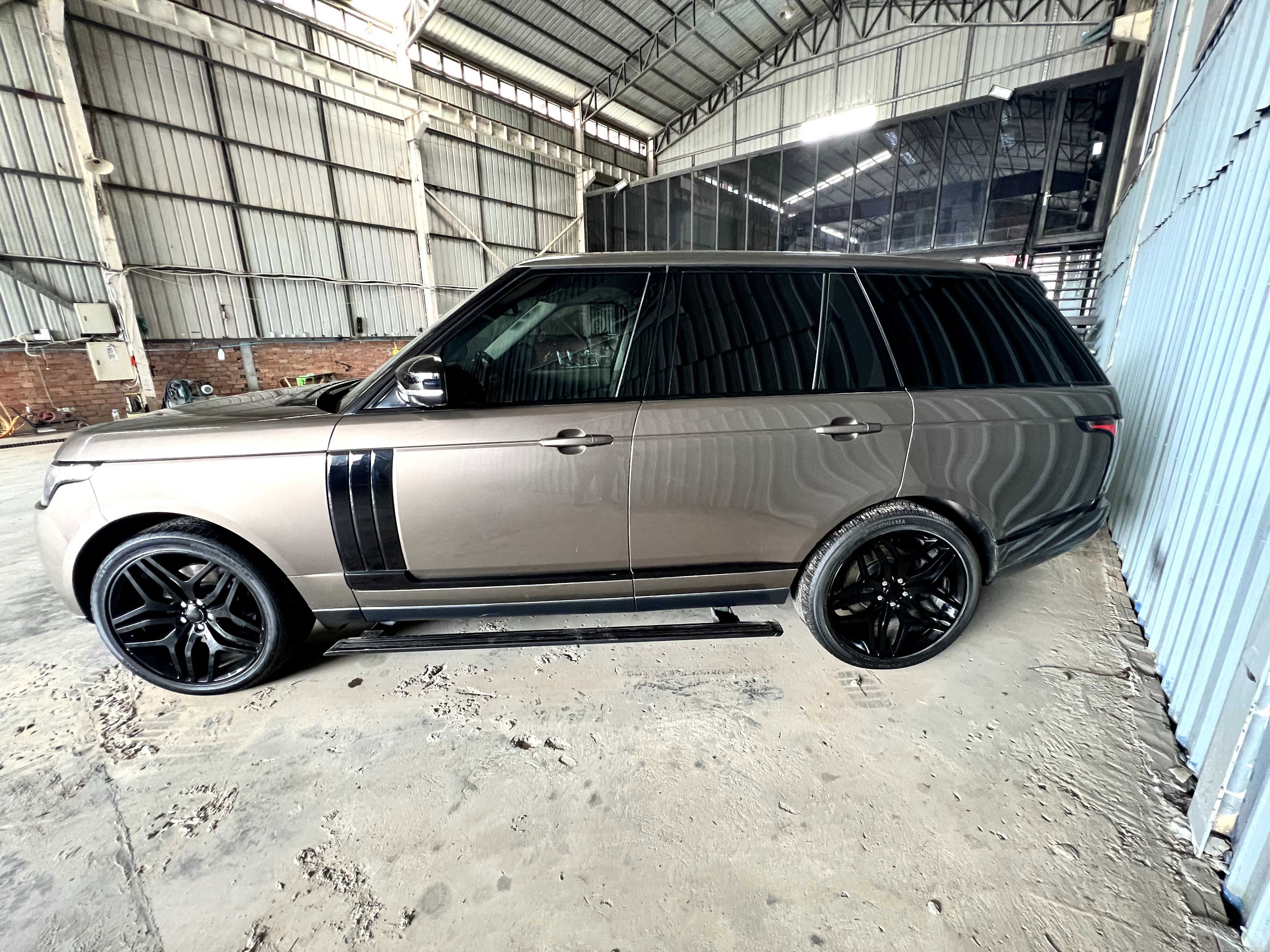 Land Rover Range Rover Voque 2013