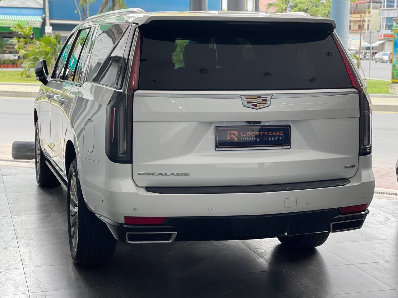 Cadillac ESCALADE 2021