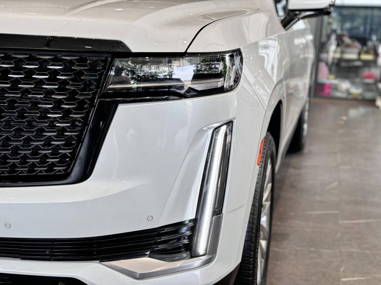 Cadillac ESCALADE 2021