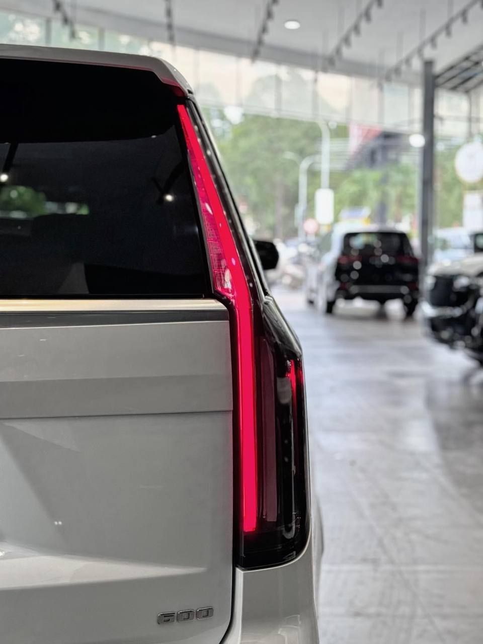 Cadillac ESCALADE 2021