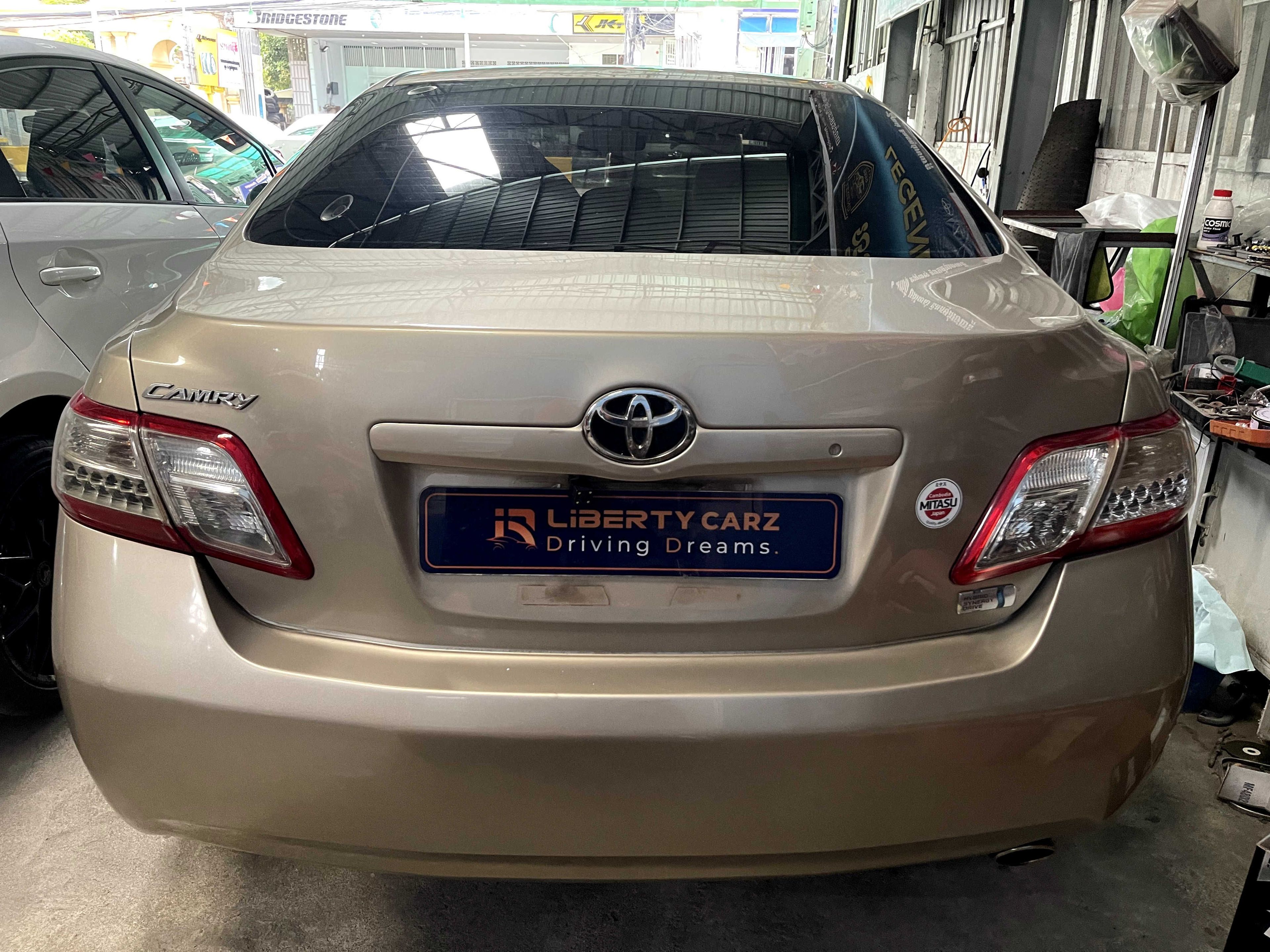 តូយ៉ូតា Camry Hybrid 2007