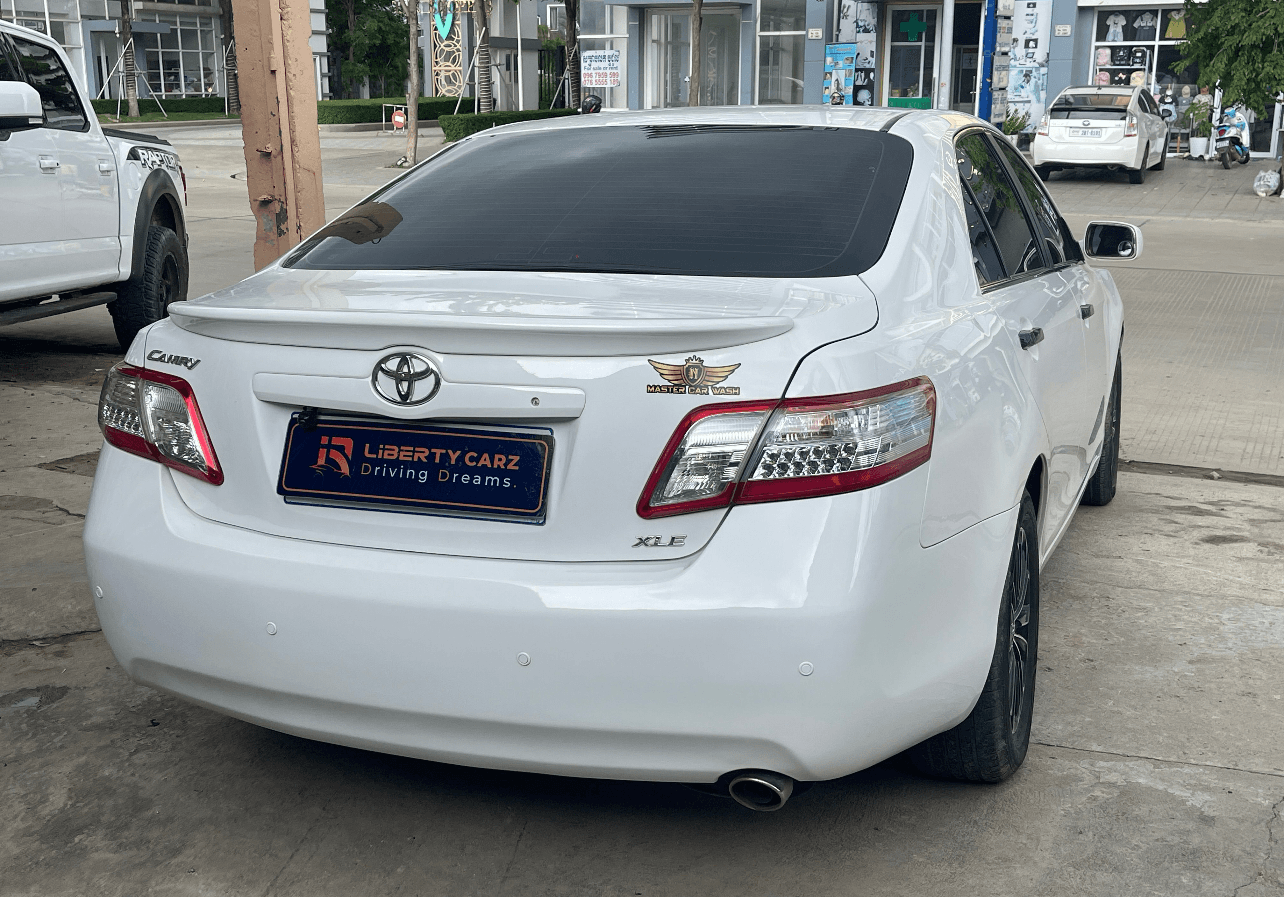 តូយ៉ូតា Camry XLE 2007