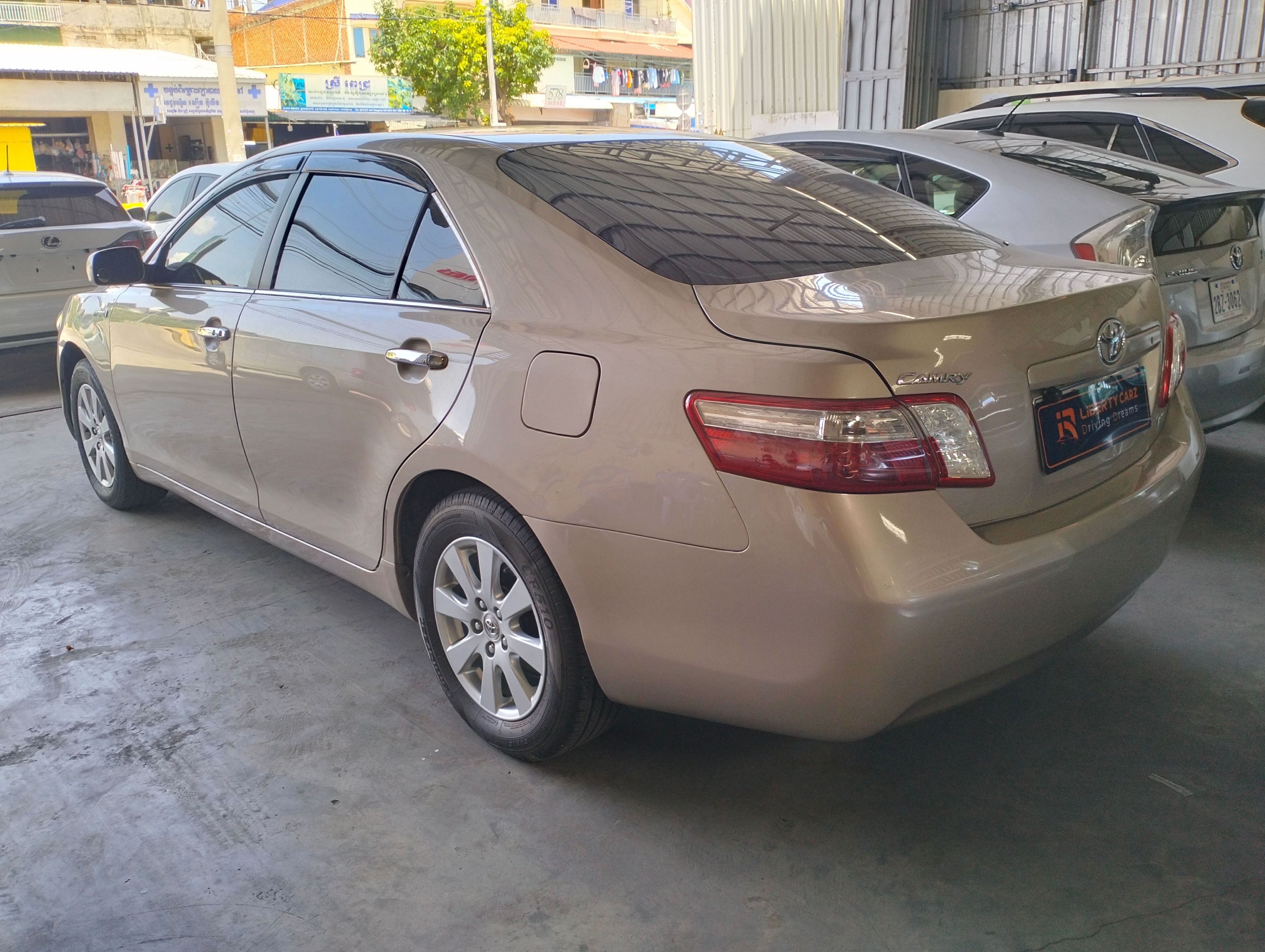 តូយ៉ូតា Camry Hybrid 2008