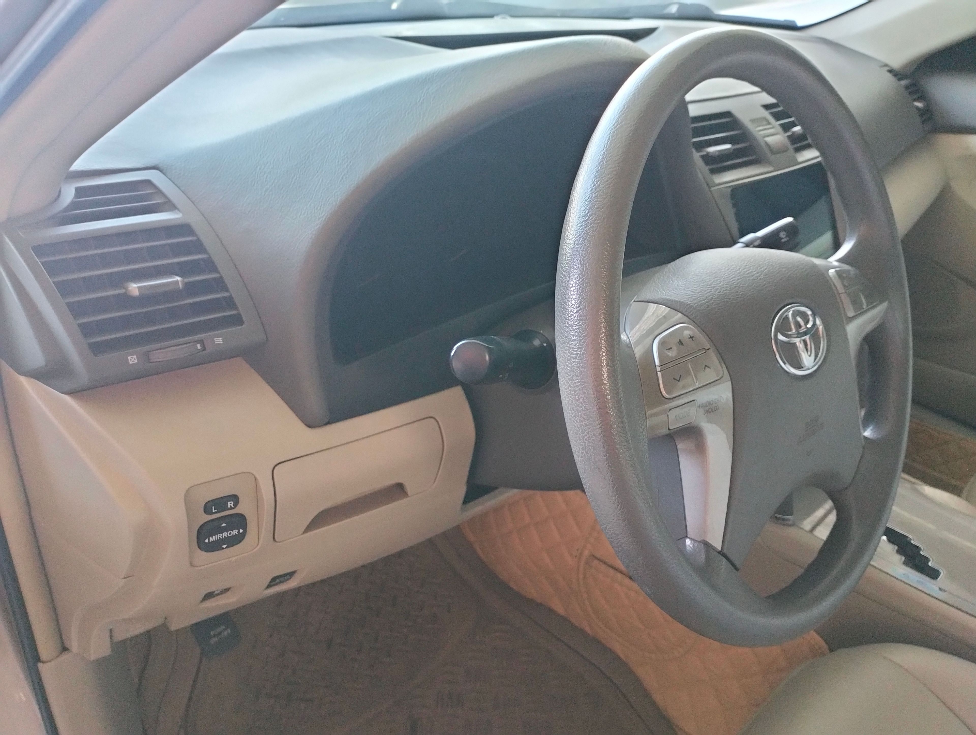 តូយ៉ូតា Camry Hybrid 2008