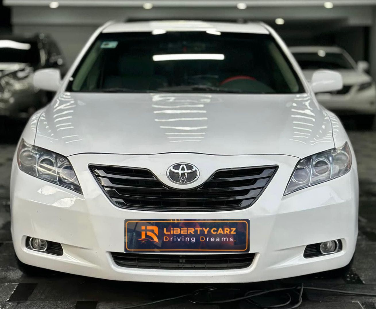 តូយ៉ូតា Camry Hybrid 2009