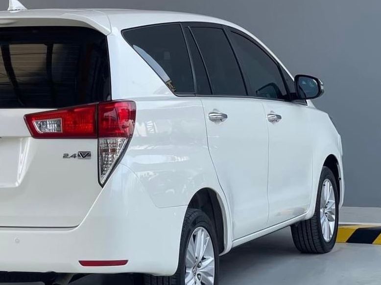 Toyota Innova 2020