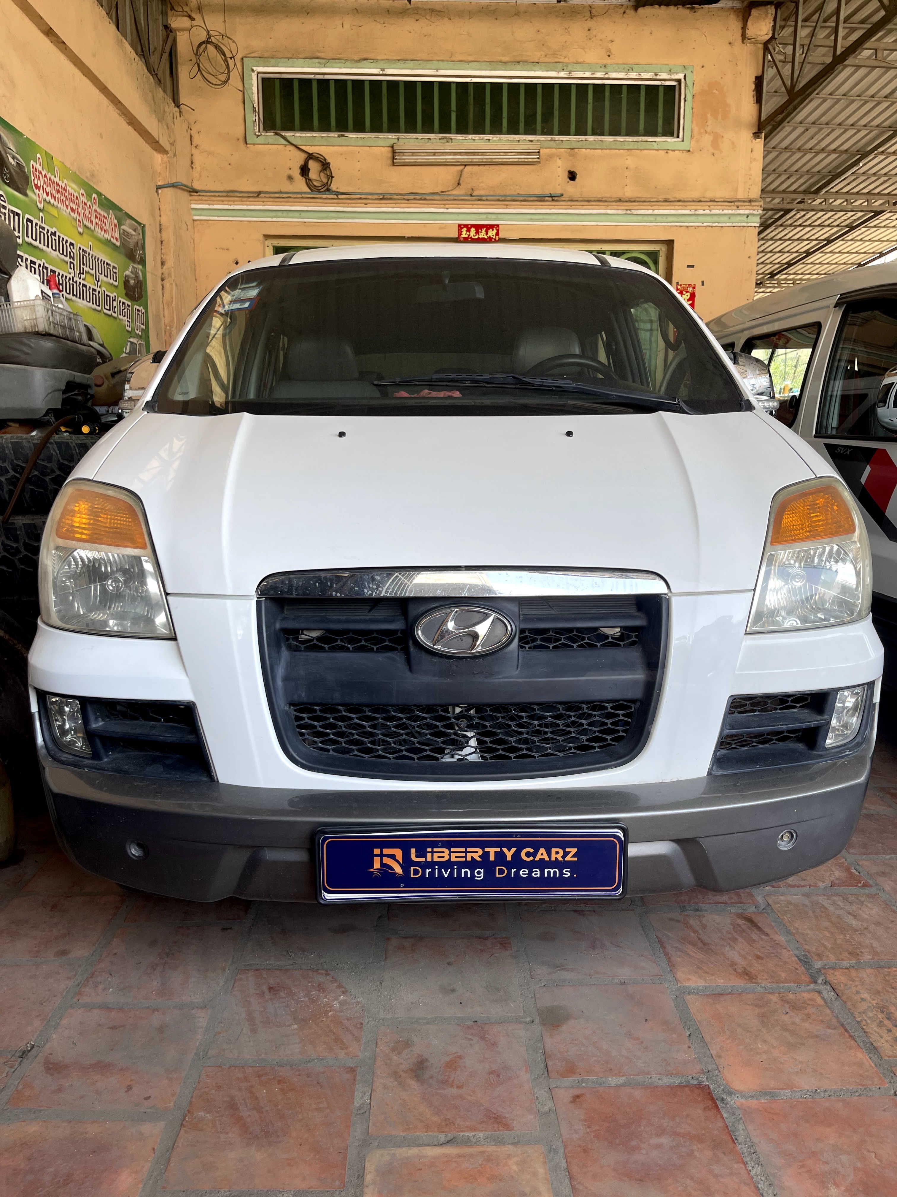 Hyundai Starex 2004