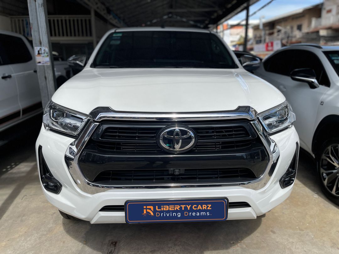 Toyota Hilux Revo 2023forsale