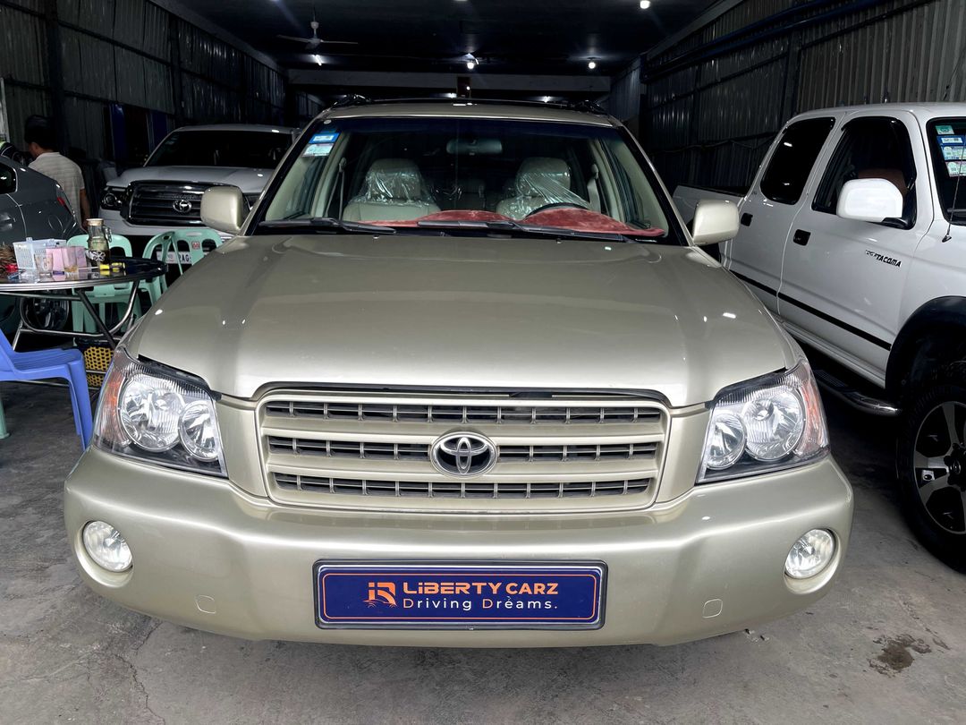 តូយ៉ូតា Highlander 2001forsale