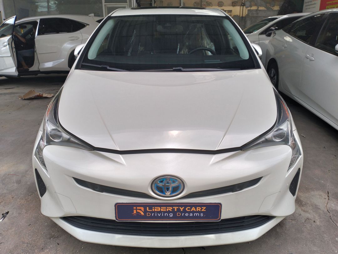 តូយ៉ូតា Prius 2016forsale