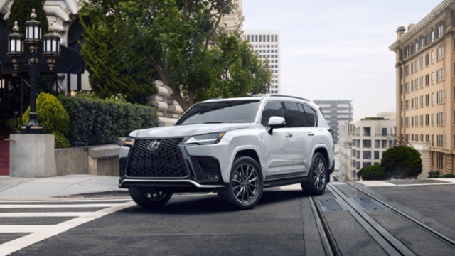 ការវិភាគលម្អិតអំពី Lexus LX 600: ការច្នៃប្រឌិត និងស្របតាមបំណង